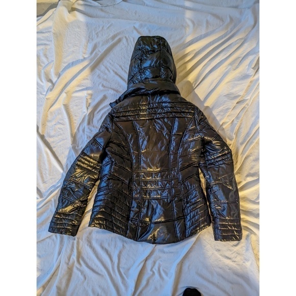 Laundry Light Weight Winter Puffer - Picture 3 of 3